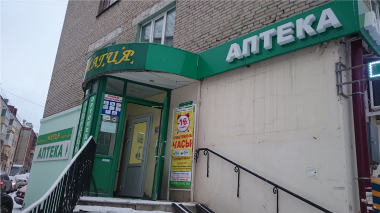 В Калининском районе проверили аптеки на предмет реализации «фанфуриков»