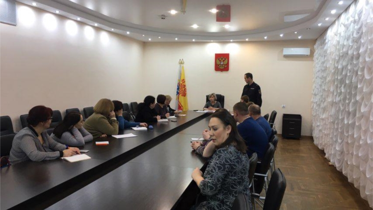 В рамках Единого информационного дня состоялись встречи с сотрудниками ООО «Юнона-2» и председателями ТОС Калининского района