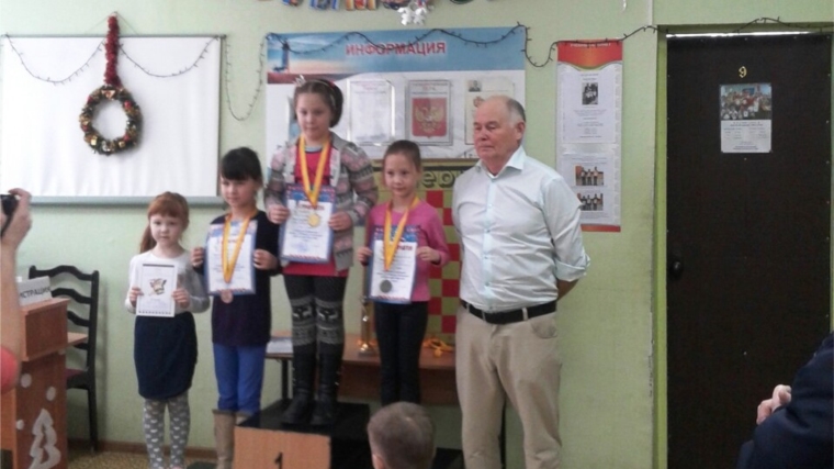 Около 80 юных чебоксарцев приняли участие в турнире «Шахматный всеобуч»