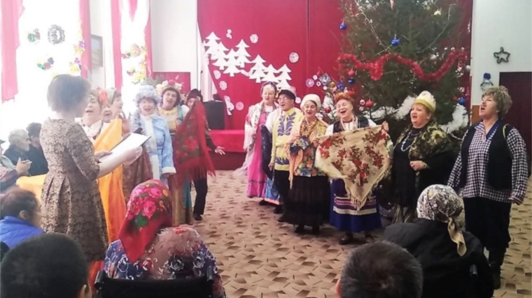 В Год театра в России волонтеры «серебряного возраста» комплексного центра Чебоксар активизировали творческую деятельность