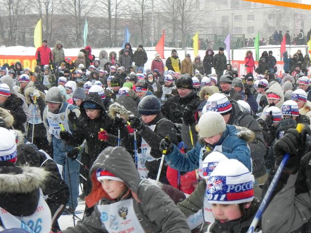 15:00 Калининский район г. Чебоксары: «Лыжня России – 2011» – в едином старте к здоровью и успеху 