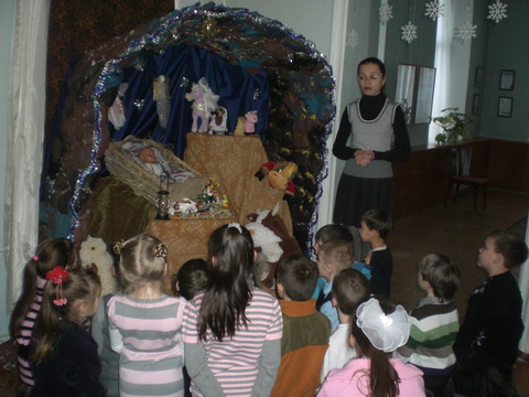 14:49 В Чувашском национальном музее для учеников чебоксарских школ прошли дни волшебства 