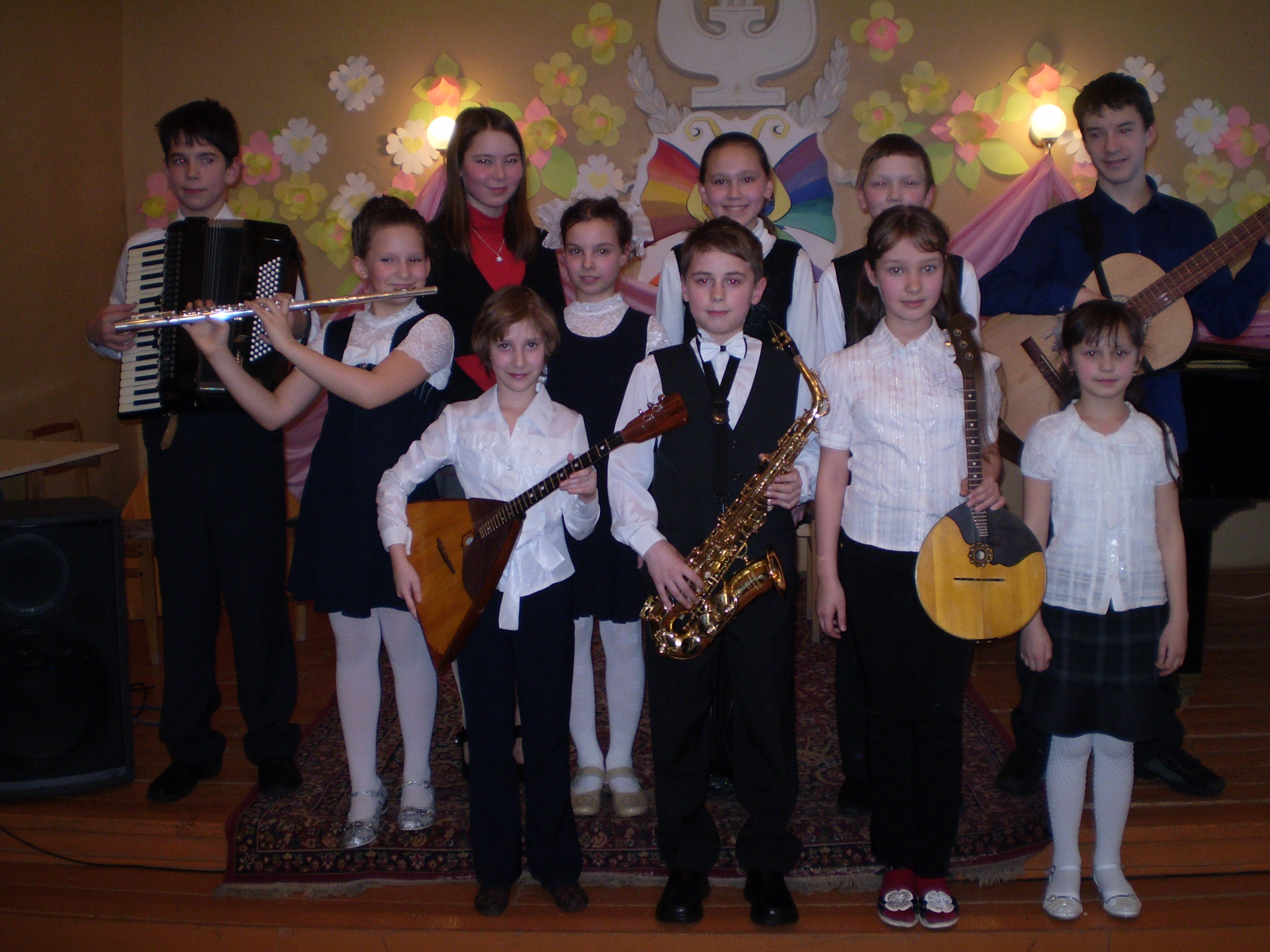 В Чебоксарской детской школе искусств № 4 состоялось путешествие в страну музыкальных инструментов