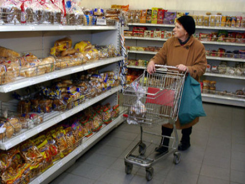 В магазинах Калининского района г. Чебоксары проводится постоянный мониторинг цен на социально-значимые продукты питания 