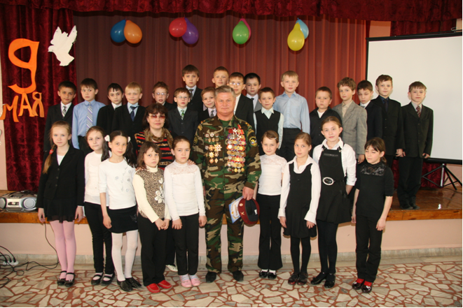 Урок мужества, доблести и чести преподал герой Чеченской войны ученикам школы №38